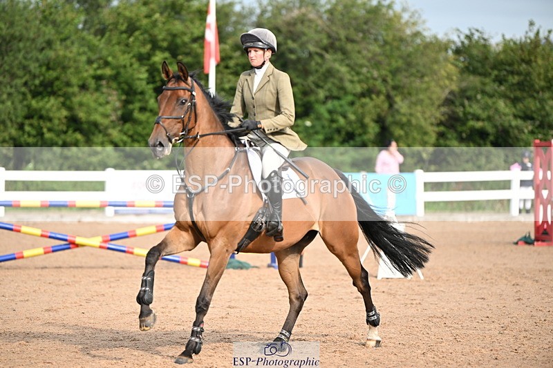 240802A-085524-03266 - Cls 21 A&B Brit Nov & 90cm Open