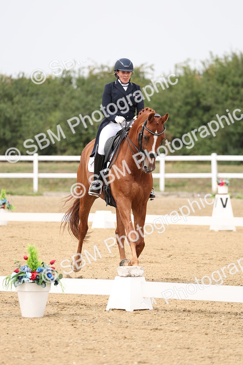 SBM_007043 - Class 9 - FEI INT I - 13.37-14.33