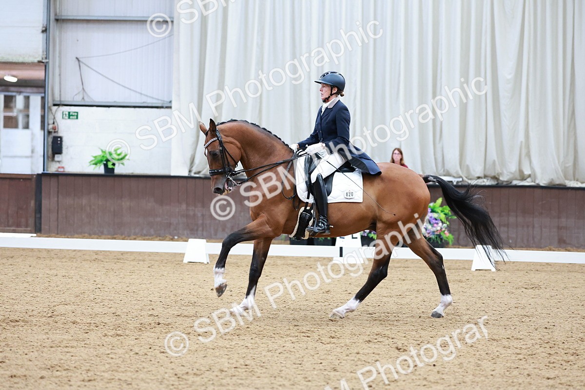 SBM_014215 - Class 4 - FEI INT I