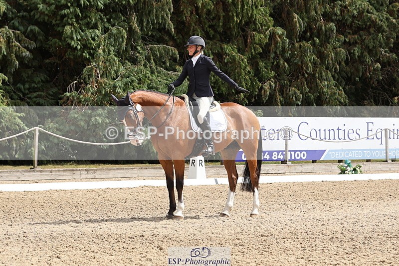 250809A-143028-04026 - 023-Abbie.BurbidgeFeeling.Fantastic