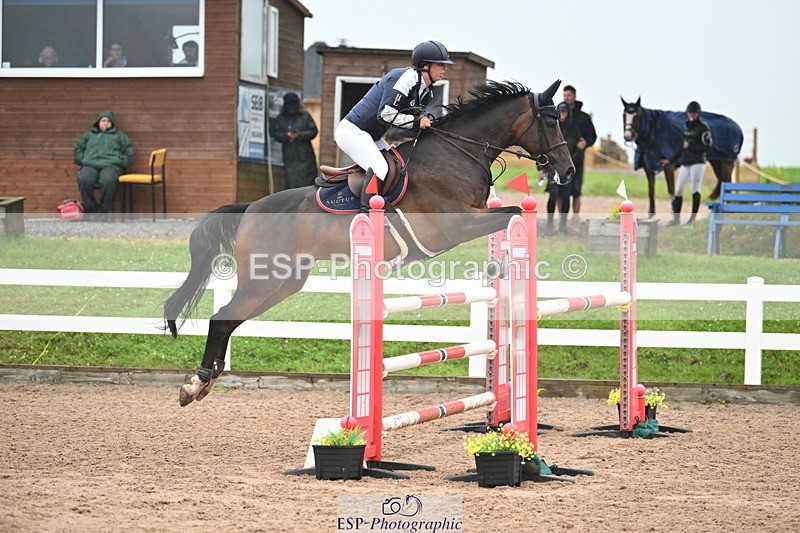 240720A-115754-14644 - Cls 11, 1 Star Bronze Tour 1.15m