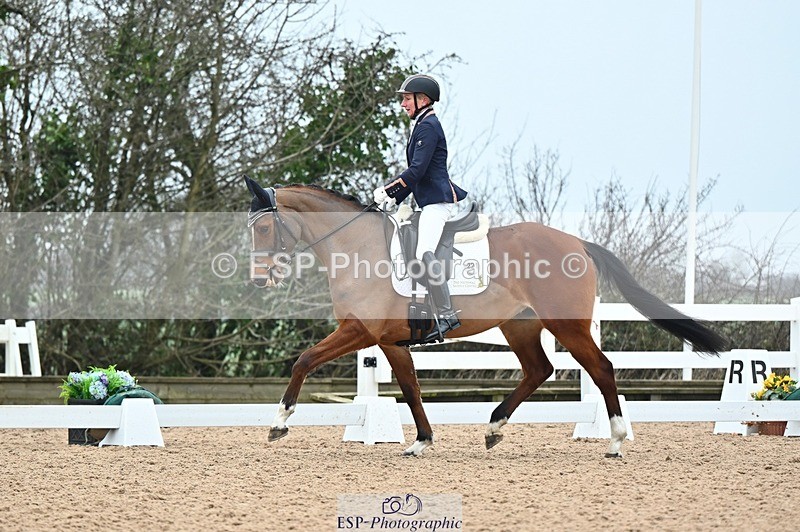 250214-104221-00874 - 221-Alice.Peternell-Noa.Le