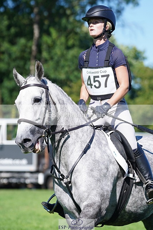 240811A-160412-06173 - 457-