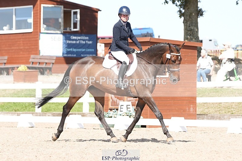 250817-155009-11815 - 204-Lysanne.VaseCafino