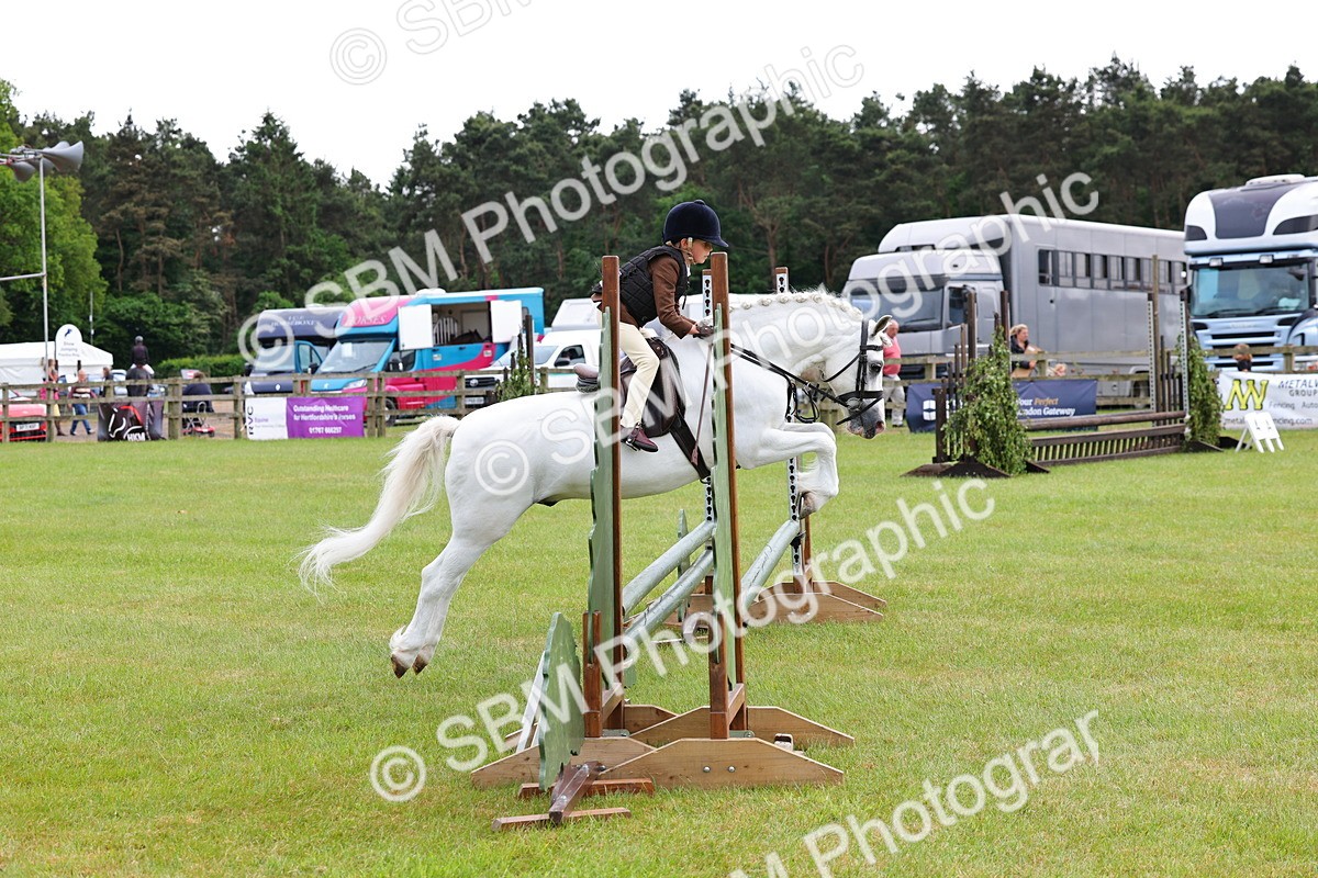 SBM_09520 - Class 44-45 - LIHS BSPS Open Nursery and Cradle Stakes