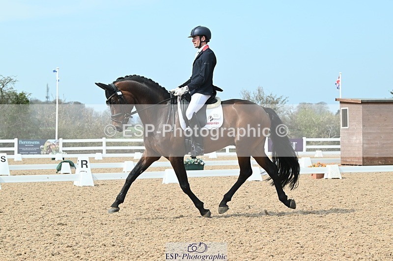 250403-120752-02233 - 048-Angus.Corrie-Deane-Maigret.VD.Watermolen