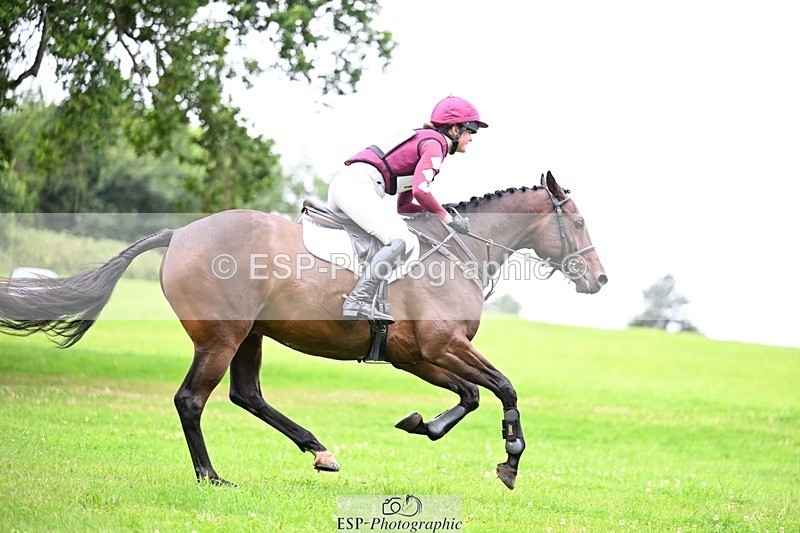 240803-123609-04085 - 077-Georgie_Selley-VICARSTOWN_VICTOR