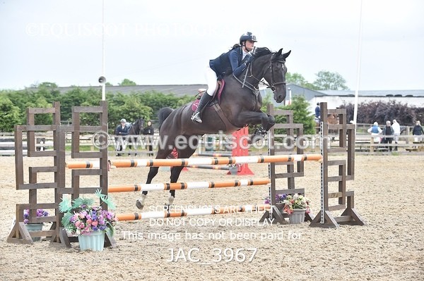 JAC_3967 - CLASS 4 - SAT -Senior Newcomers/ 1.10m Open