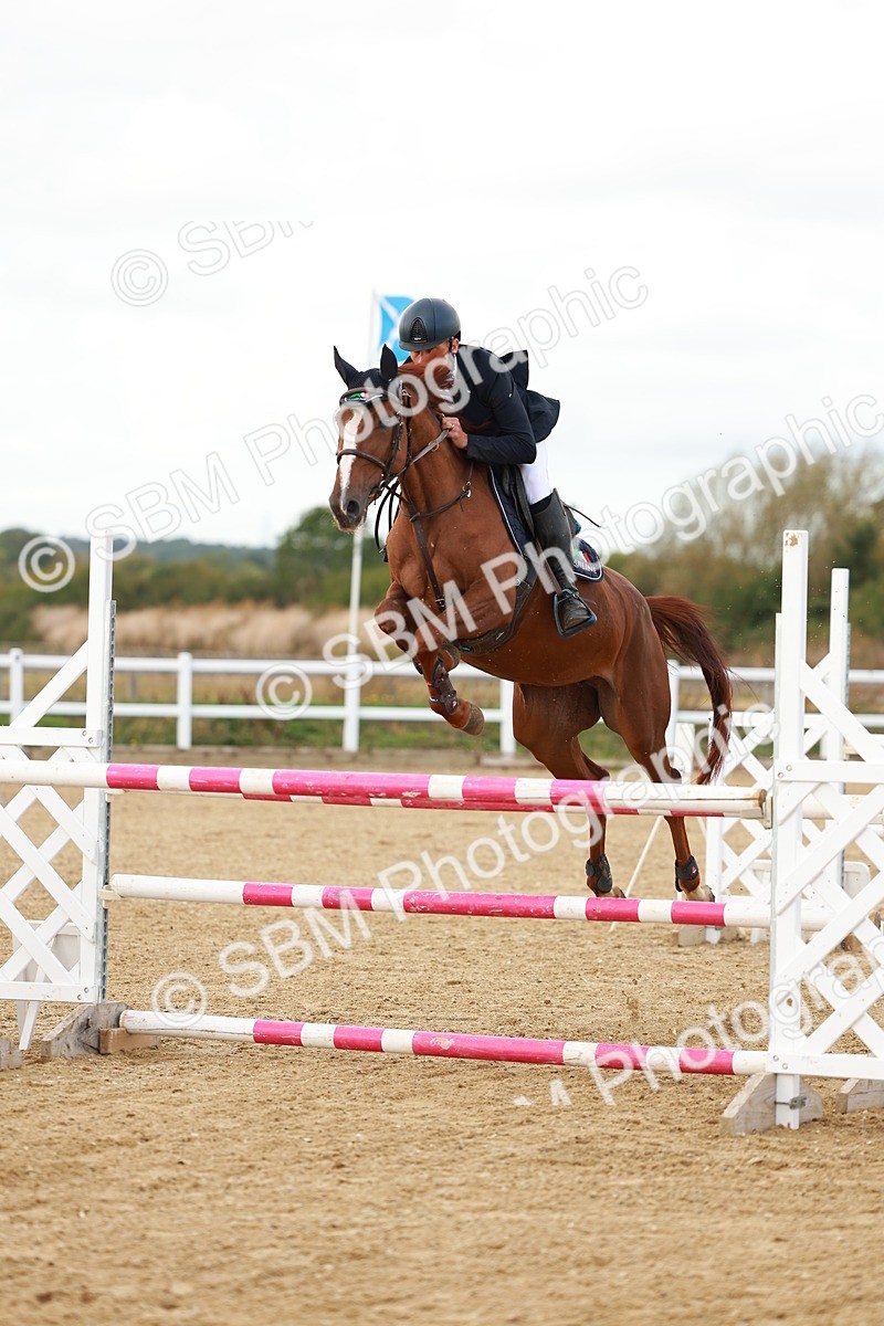 SBM_001304 - Class 4 - Senior Newcomers - 1.10m