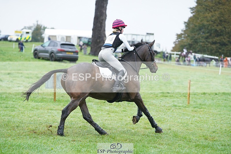 231021-110834-15411 - 658-DANCING.PADDE-Fenella.Redvers-SC+XC