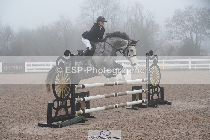 251207-095314-01543 - Cls 16 Blue Chip Winter Qualifier and 90cm