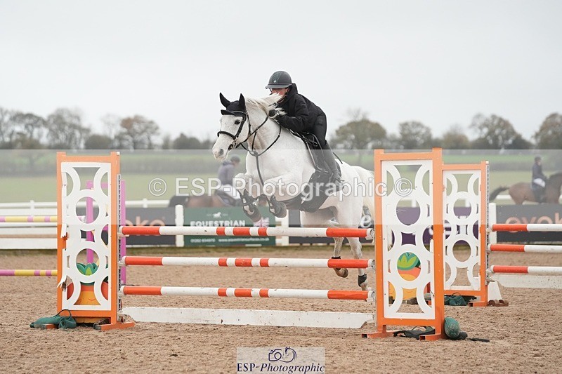 251109-114539-03623 - Cls 20 Newcomers and 1.10m Open