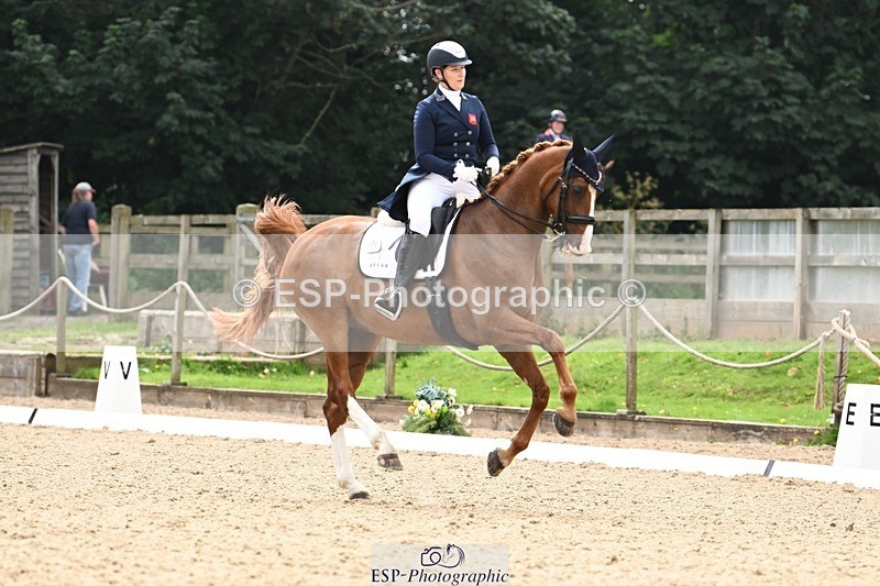 240811-135145-06212 - 139-Sara.Gallop-Jovano