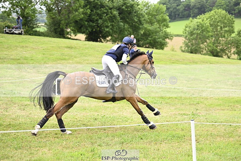 250524A-111652-09130 - B-321-Laura.Collett-BALANCERO