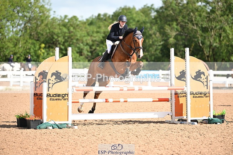 240726A-094332-00724 - Cls 7 Snr British Novice and 90cm Open