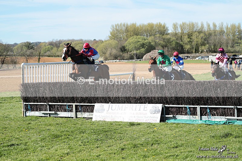 PtP 060426 411 - Paxford Races North Cotswold Easter Mon 06/04/26