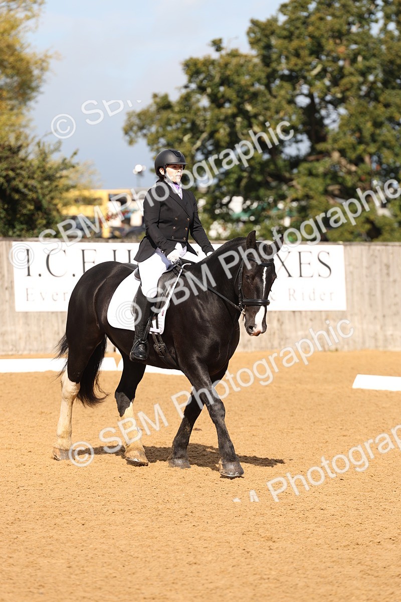 SBM_40557 - D6 - Small Tour Championship Intro 4