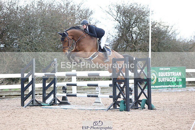 240223A-132548-01516 - Cls 5 Newcomers and 1.10m Open