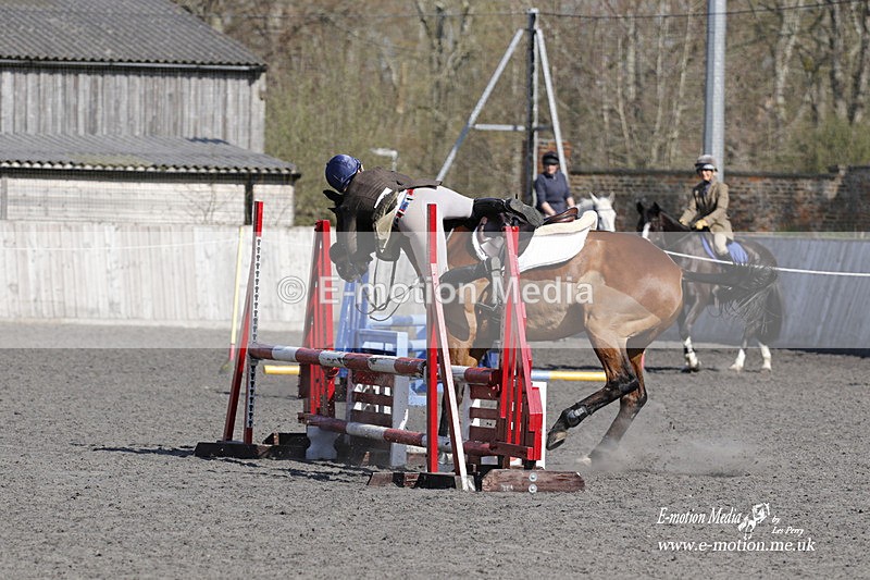 _EST0823 - Bourne Valley Riding Club Winter Showjumping 27/03/22