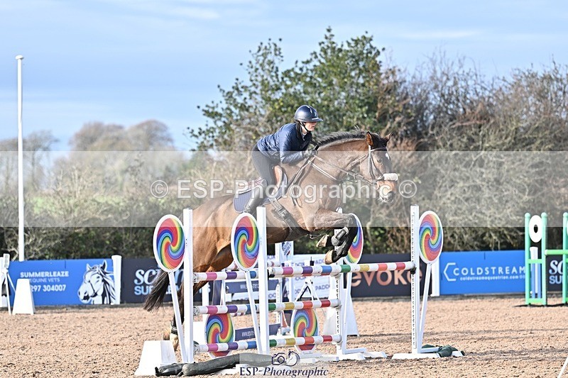 251126-123527-00481 - Cls 4 Newcomers and 1.10m