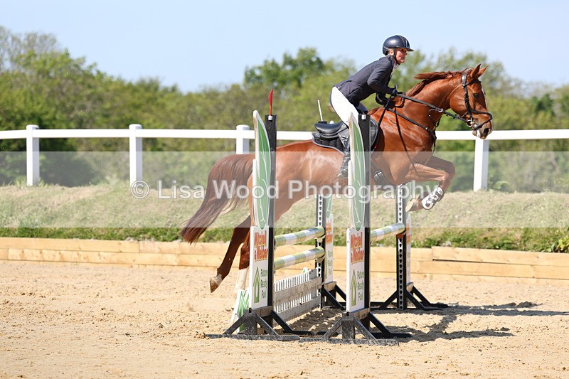 3E7A5326 - Class 4: Senior BN/90cm open