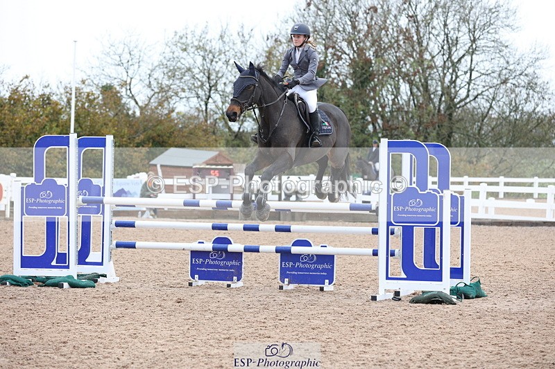 231112A-122742-04003 - Cls 19 Snr 1.05m Open