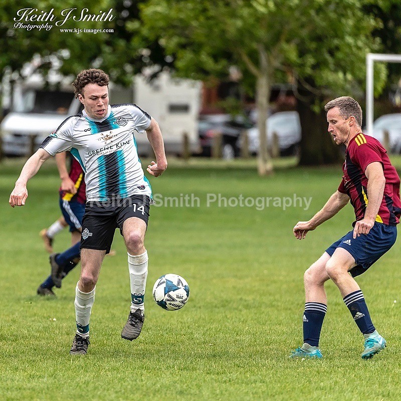 9KJS8906 - Pitch 3. Abington FC vs Royals. Abington Park. 10th May 2026.