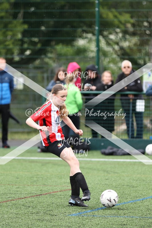1DX32058 - Sat 6th U12 Girls