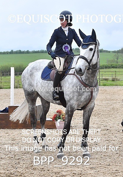 BPP_9292 - CLASS 30 SUN Senior Newcomers/ 1.10m Open