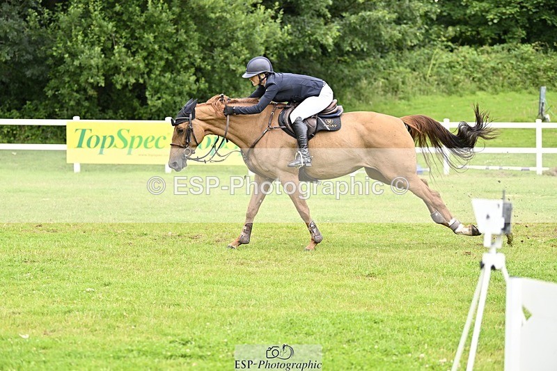 240711-124638-26958 - Cls 117 HOYS Grade C Jump Off and Presentations