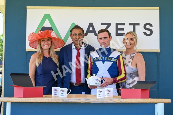 110725-Race 4-Dain Ma Nut In-0352 - Race 4 3.55pm Azets Handicap
