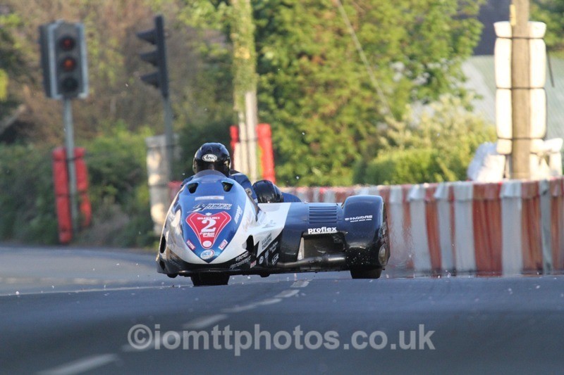 IMG_5627 - Thursday Practice - TT 2013 Side Car