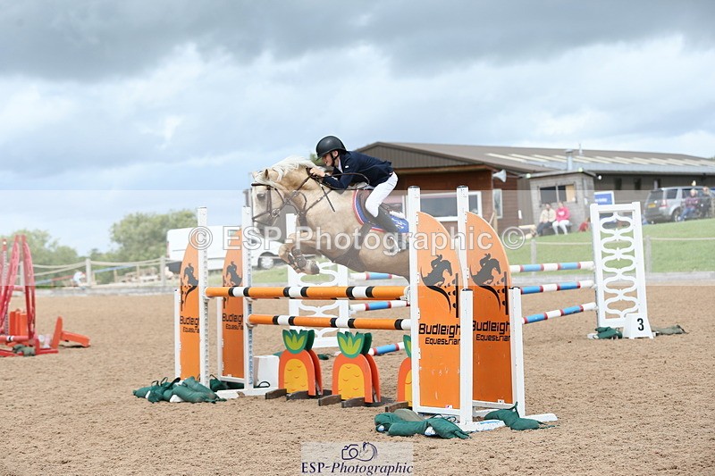 230715A-121041-00898 - Cls 35A Winter Summer 128cm & 138cm