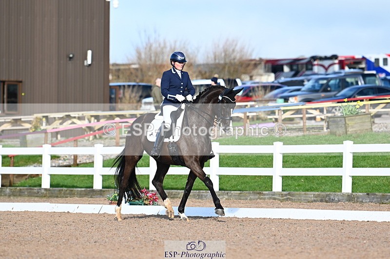 240218A-145212-08942 - 280-Nicola.Buchanan-ST.GILES.DARK.MAGIC