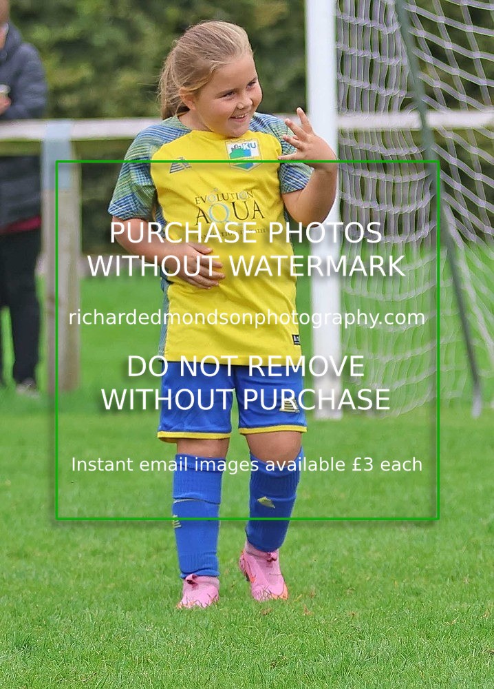533A2861 - Kendal United Girls U9
