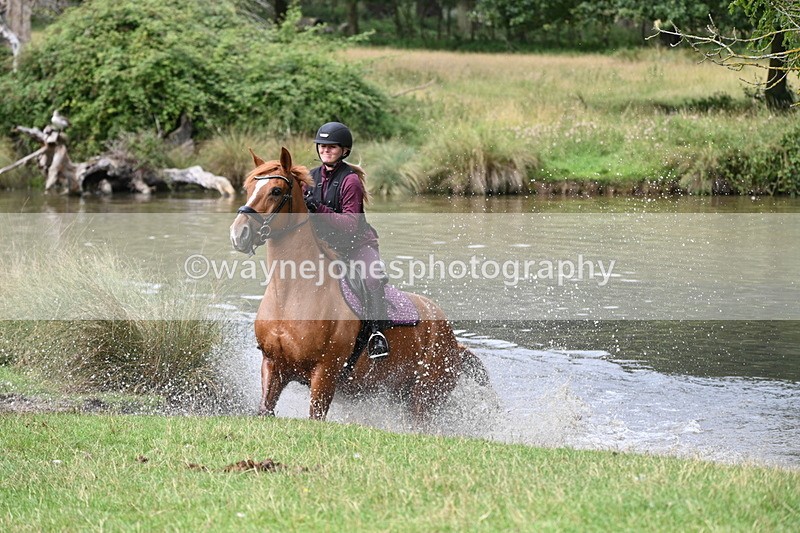 WJ7_2072 - Time at Water 11:14 to 11:36