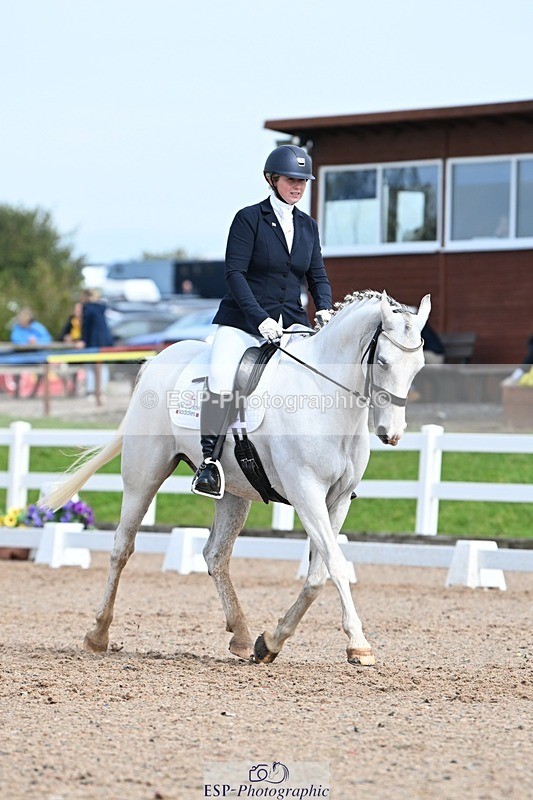 250907-132533-10117 - 065-Jessica.PerrySilver.Secret