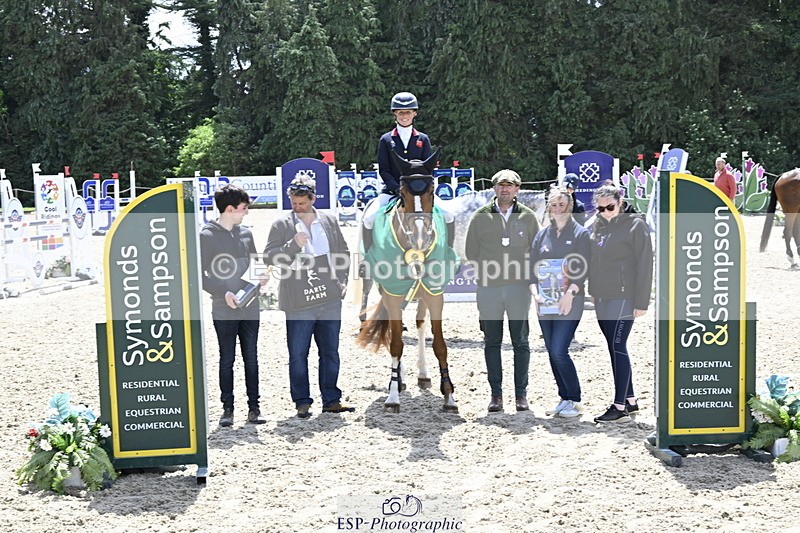 250525A-131932-17660 - Presentations Section B CCI 3 Star Long