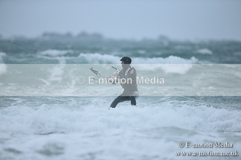 KS 030413-82 - Kite Surfing