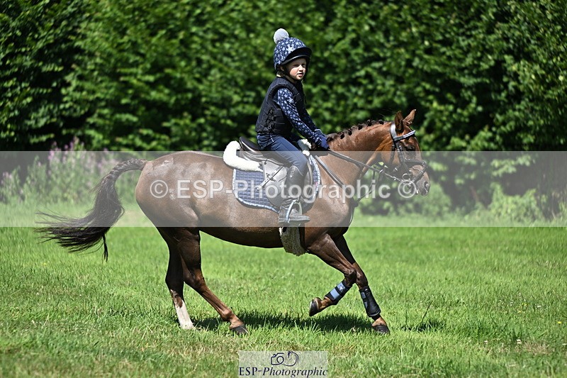 240729B-142158-02731 - Abbie's Group XC