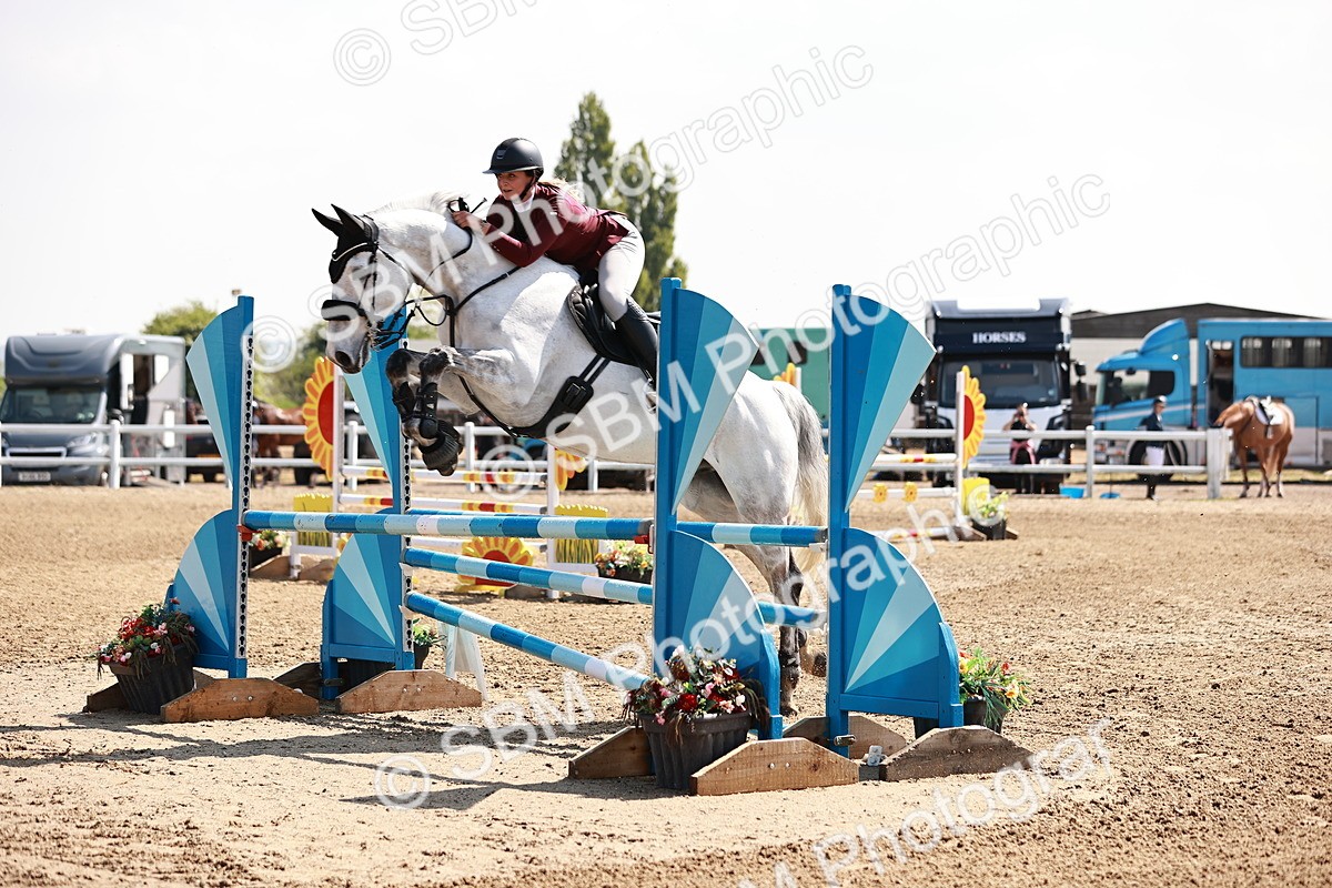  - Class 23 - Senior 1.05m