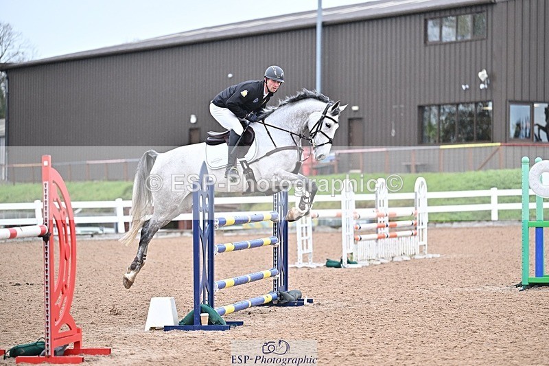 251029-132346-00556 - Foxhunter and 1.20m