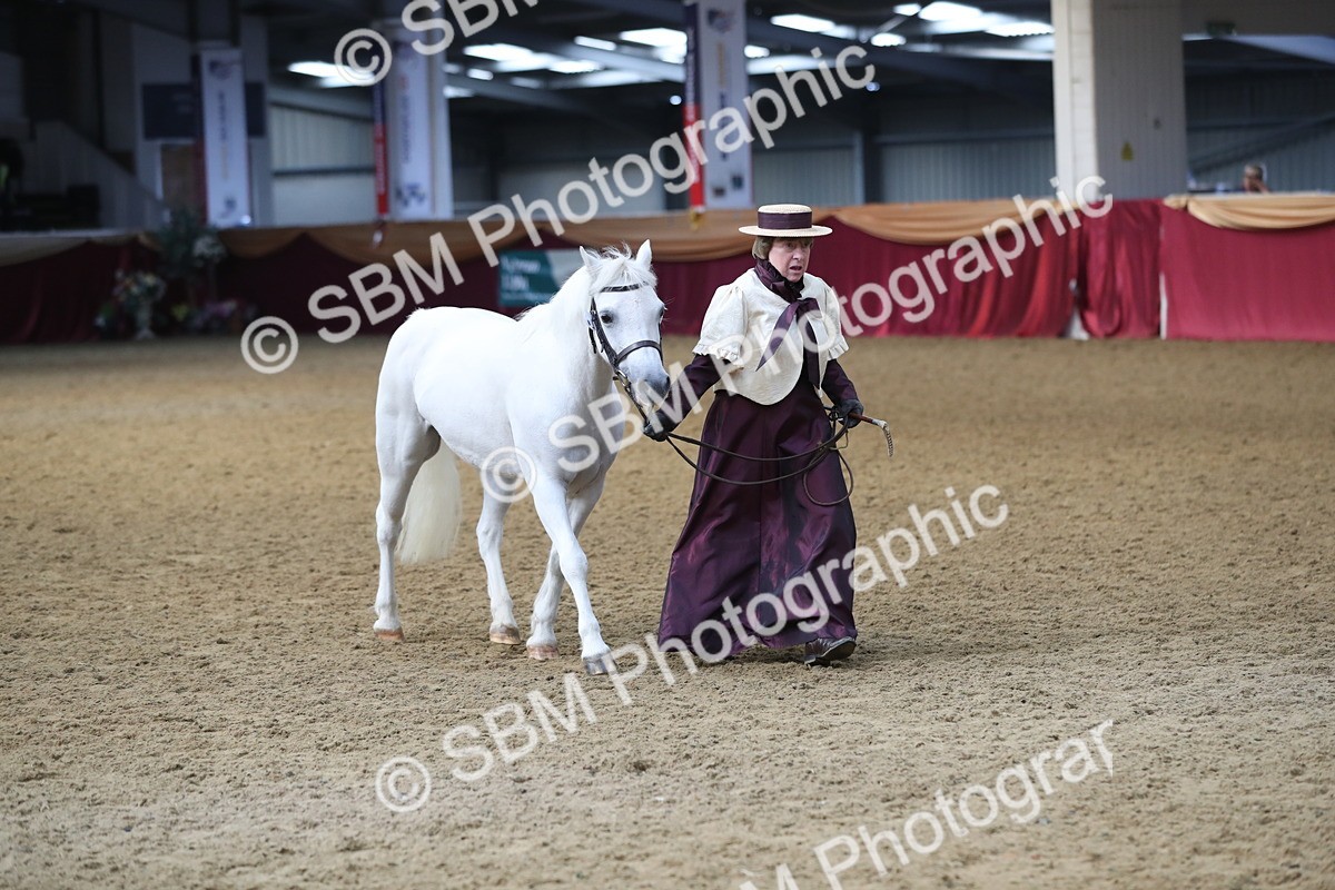 SBM_10815 - Class 103 IH Costume