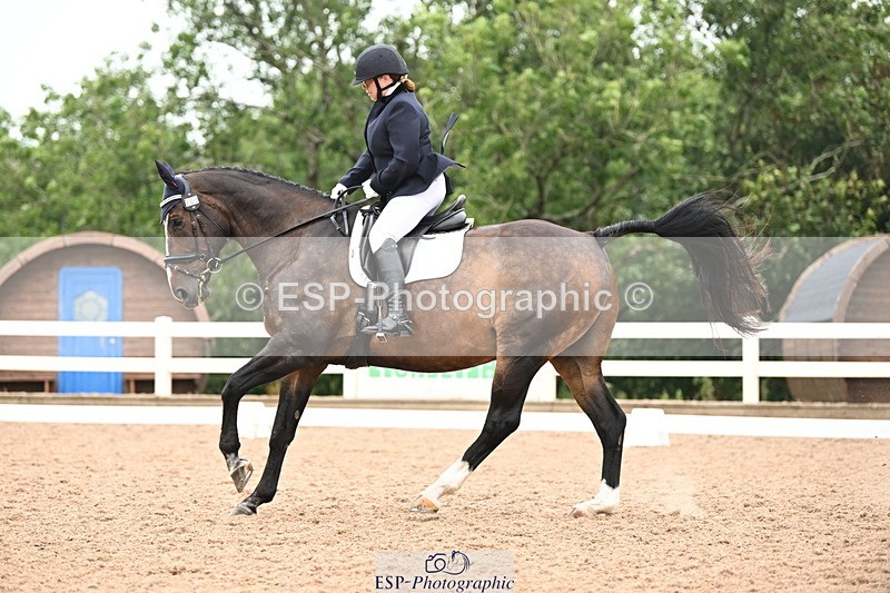 240815A-133001-01546 - 205-Donna.Boyd-Vagebond.vd.Withoeve.Z