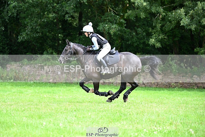 240803-133456-06645 - 153-Eleanor_Blewitt-CARRY_ON_PRINCESS