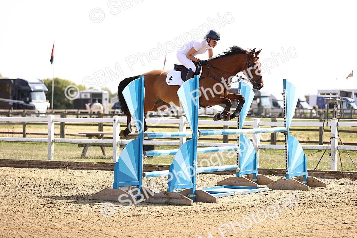 SBM_006891 - Class 13 - Senior Newcomers - 1.10m