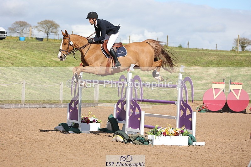 240419A-160024-09094 - Cls 10, 2 Star Big Tour 145cm  15.45 to 16.35 break