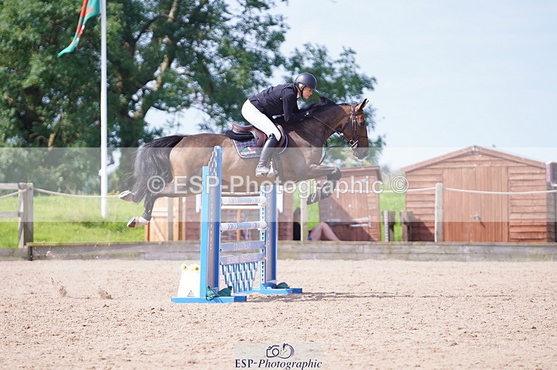 240802A-104754-03683 - Cls 15 Foxhunter