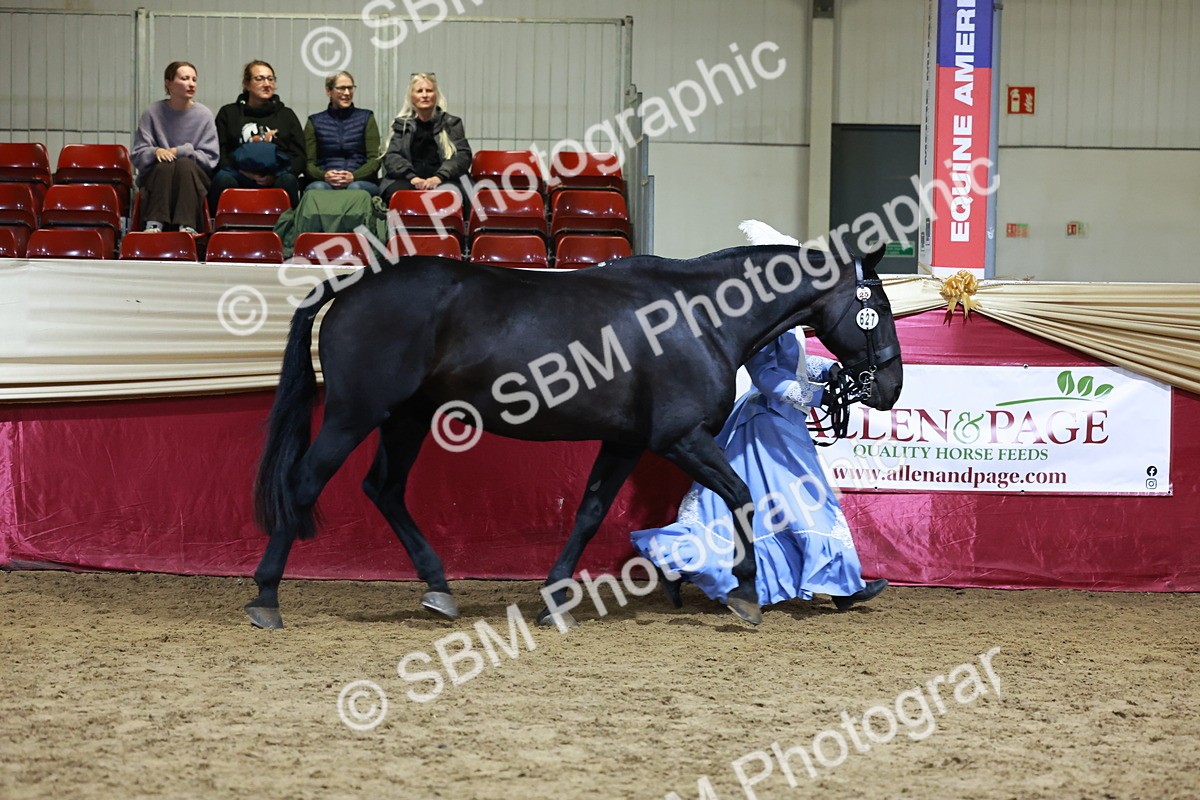 SBM_21420 - Class U - Costume Confour Champ