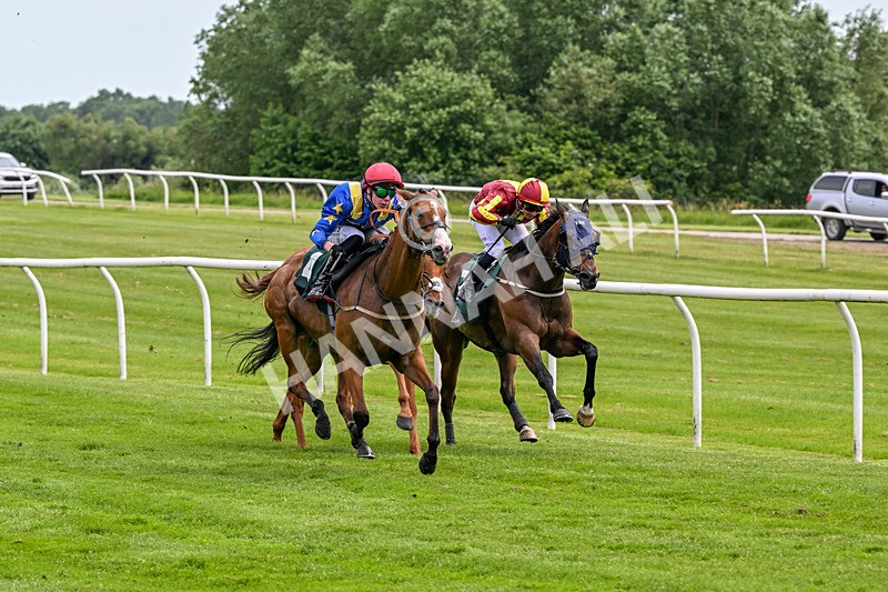 220626-Race 2-Tees Aggregates-8677 - Race 2 15.00pm Jimmy Loxam Is 80 Today
